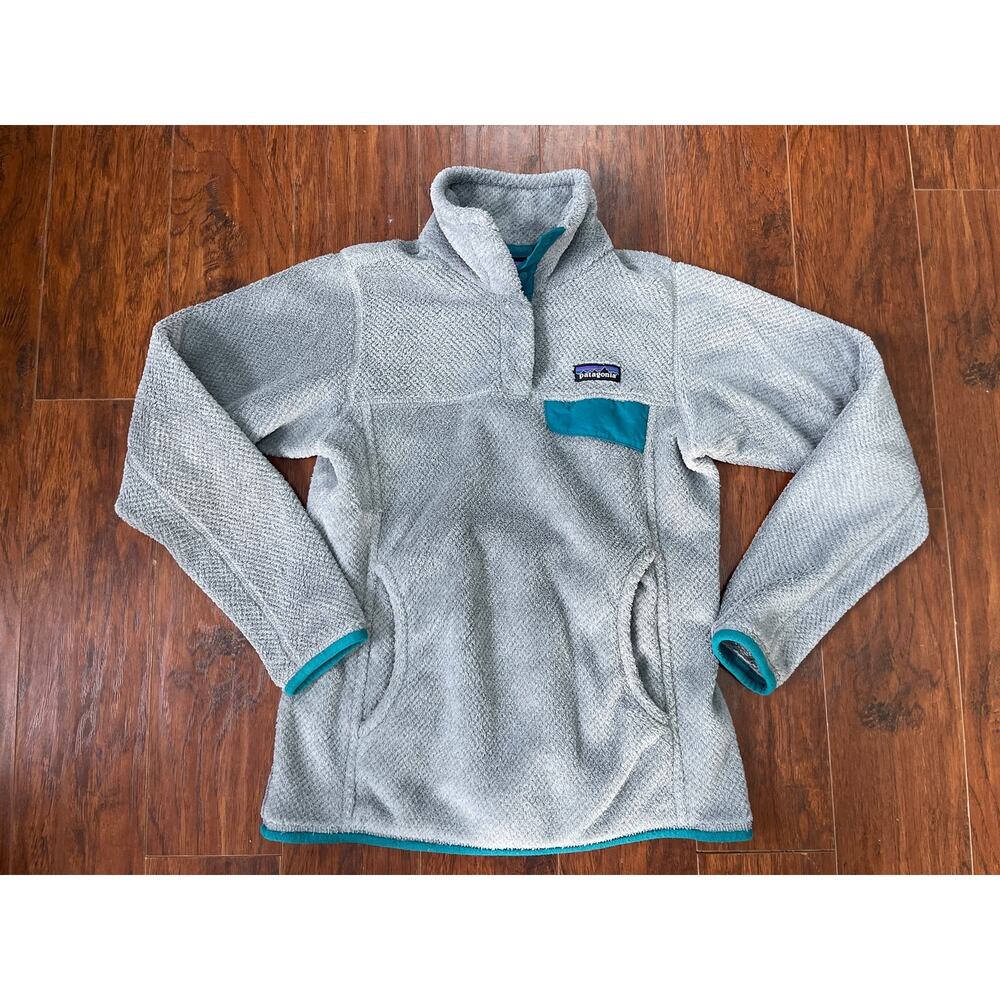 Patagonia Sweater Women's Gray Logo Snap-T Fleece Long Sleeve Pullover Size XS
